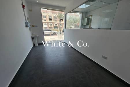 Shop for Sale in Jumeirah Village Circle (JVC), Dubai - Vacant | Prime Location | Fitted Restaurant