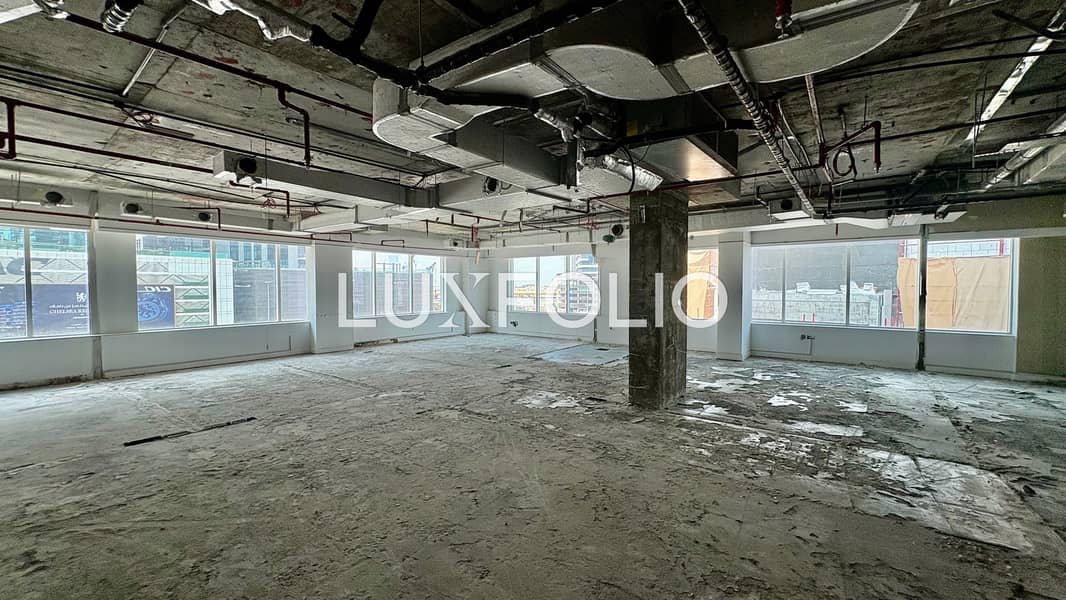 مکتب في منصة إمباير هايتس،إمباير هايتس،الخليج التجاري 10002878 درهم - 12865507