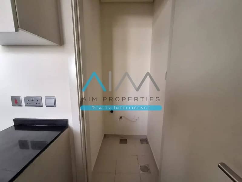 WELL MAINTAINED / HUGE LAYOUT / HIGH IN DEMAND / PRIME MLOCATION - Image 11