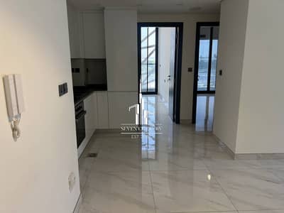 2 Bedroom Apartment for Rent in Dubai Studio City, Dubai - Stylish 2-Bedrooms | Brand New | Prime Location