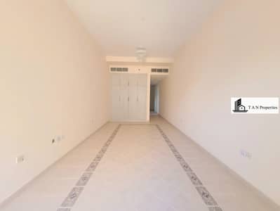 Studio for Rent in Bur Dubai, Dubai - 20240810_181334. jpg