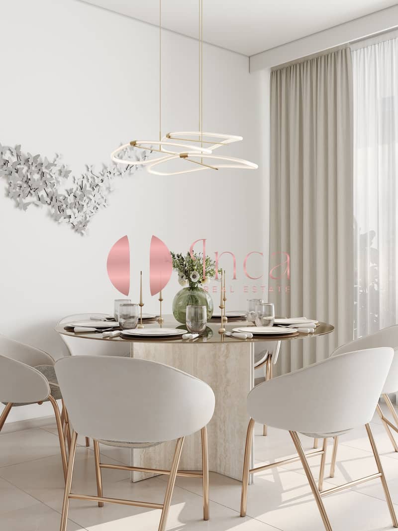 8 Arbor View - Living room 2. jpg
