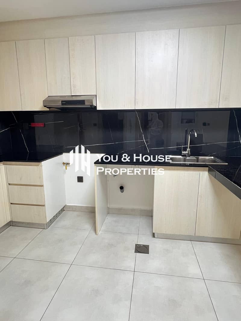 4 WhatsApp Image 2025-09-23 at 1.26. 49 PM (1). jpeg