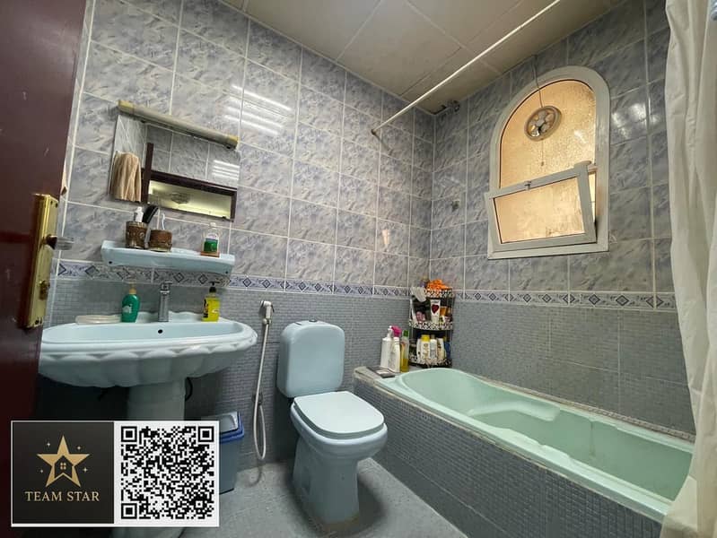 11 c9cb6ced-4b8b-4305-8abf-0c1dcd697d76. jpg