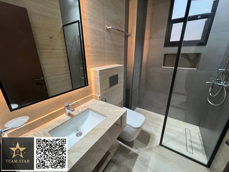 18 bcf4d138-31f9-4be8-91d9-046dd5de86ab. jpg