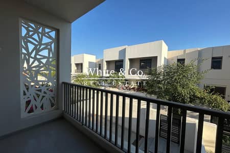 3 Bedroom Townhouse for Sale in Town Square, Dubai - Landscaped Garden|Open Plan Living |Type1
