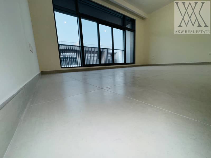 Brand New | Roof Access | Best Price - Image 20