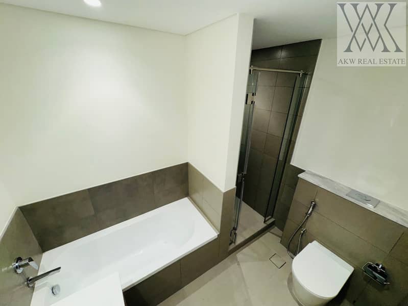 Brand New | Roof Access | Best Price - Image 27