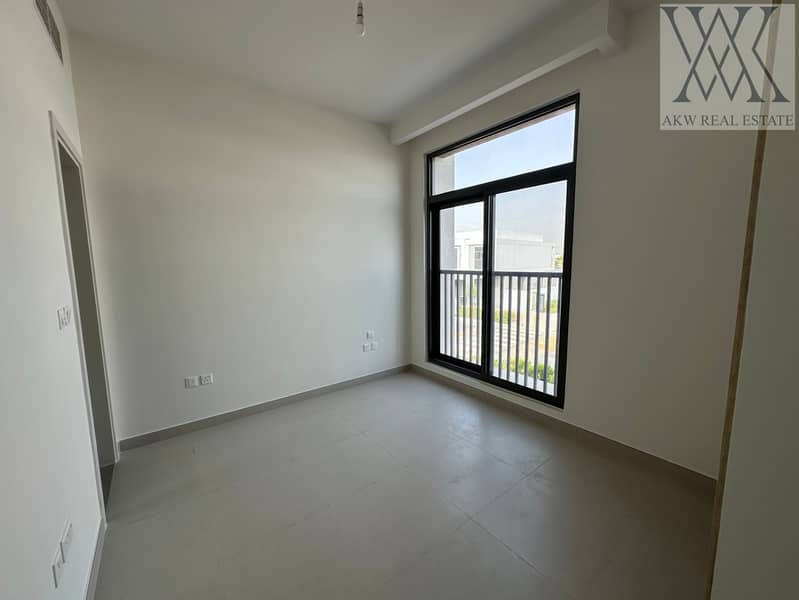 Upgraded Unit | Near To Amenities | Corner Unit - Image 11