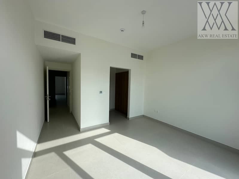 Upgraded Unit | Near To Amenities | Corner Unit - Image 13