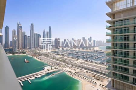 1 Bedroom Flat for Sale in Dubai Harbour, Dubai - Fully Furnished | Marina and Sea View | Lage Size