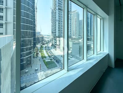 Office for Rent in Business Bay, Dubai - VACANT | FULLY FITTED | WALKABLE TO METRO