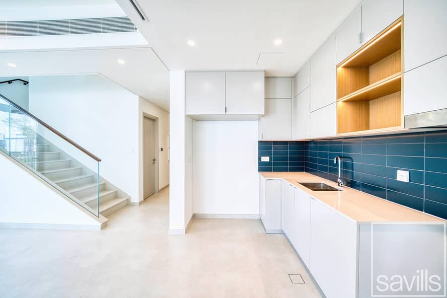 DUPLEX | CORNER UNIT | MULTIPLE OPTIONS