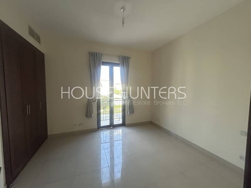 Vacant and Ready | Single Row | Great Price - Image 7