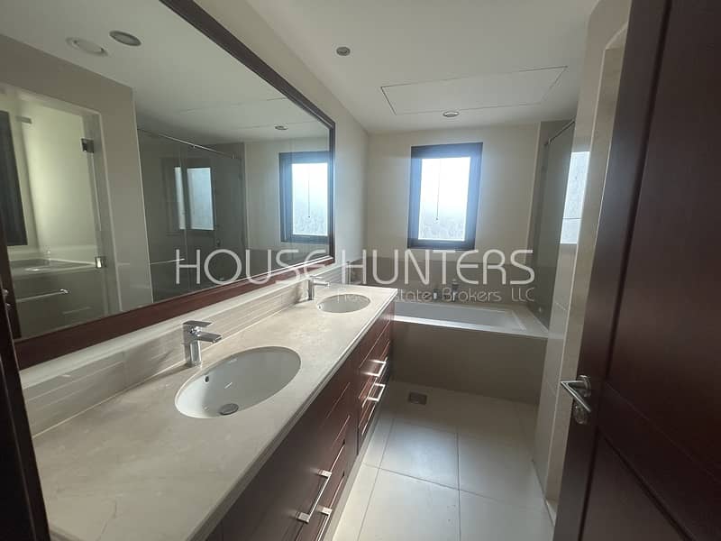 Vacant and Ready | Single Row | Great Price - Image 9