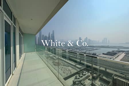 2 Bedroom Apartment for Rent in Dubai Harbour, Dubai - Unfurnished | Palm View | Vacant Soon
