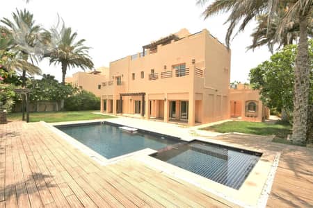 6 Bedroom Villa for Rent in Arabian Ranches, Dubai - Fantastic Hattan | Corner Plot | Pool and Jacuzzi