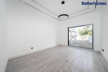 6 Bedroom Villa for Rent in The Meadows, Dubai - New to the Market | Fully Upgraded | Lake View