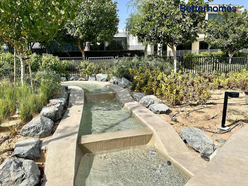 Upgraded | Single Row | Great Amenities | Modern - Image 16