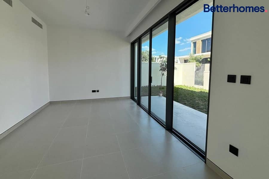 Brand New I Garden Suite l Driver Room - Image 7