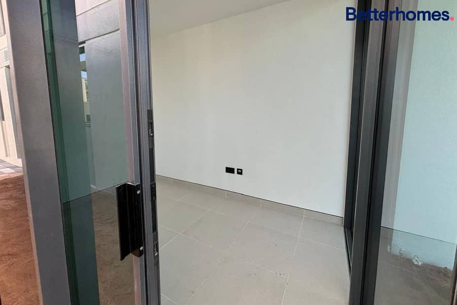 Brand New I Garden Suite l Driver Room - Image 9