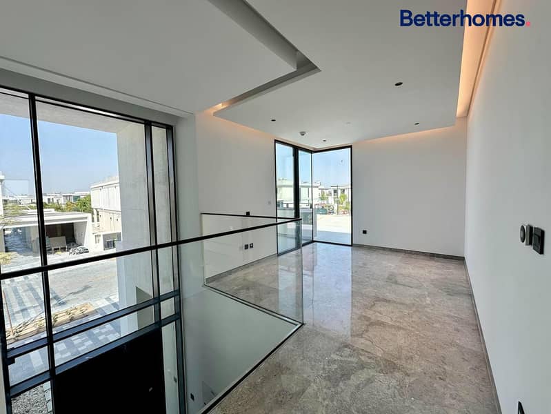 Upgraded | Single Row | Great Amenities | Modern - Image 21