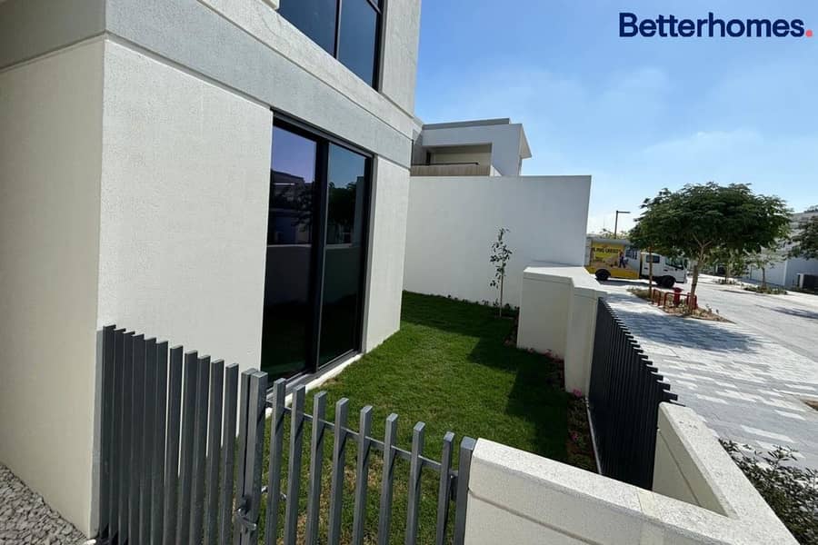 Brand New I Garden Suite l Driver Room - Image 22