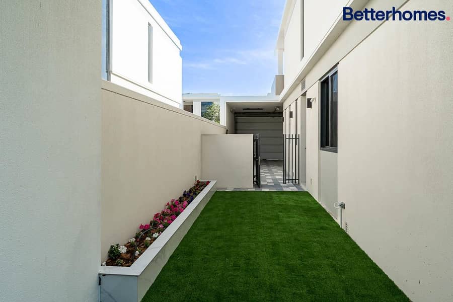 Brand New I Garden Suite l Driver Room - Image 27