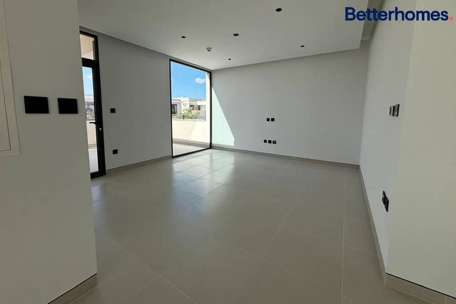 Brand New I Garden Suite l Driver Room - Image 33