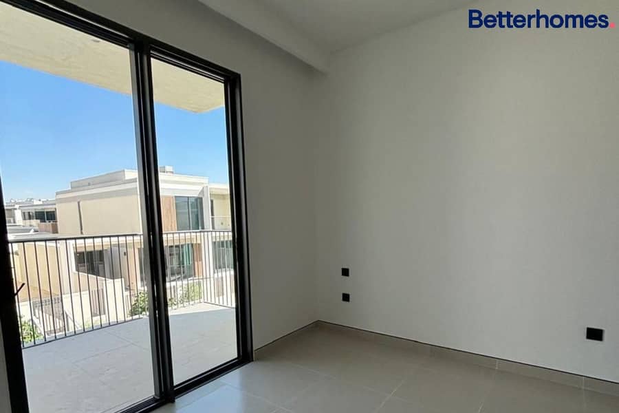 Brand New I Garden Suite l Driver Room - Image 38