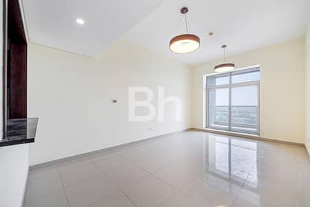 2 Bedroom Apartment for Sale in Dubai Sports City, Dubai - Spacious 2bedrooms | High ROI | Full Golf View