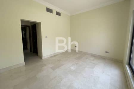 5 Bedroom Villa for Rent in Arabian Ranches, Dubai - Opposite Pool | Park | Corner Unit | 6 Bedrooms
