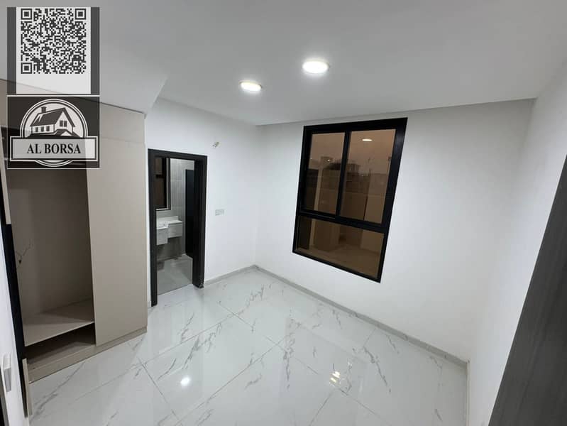 11 82291cf9-f6d7-4fd6-8b10-7e6e98cabef6. jpg