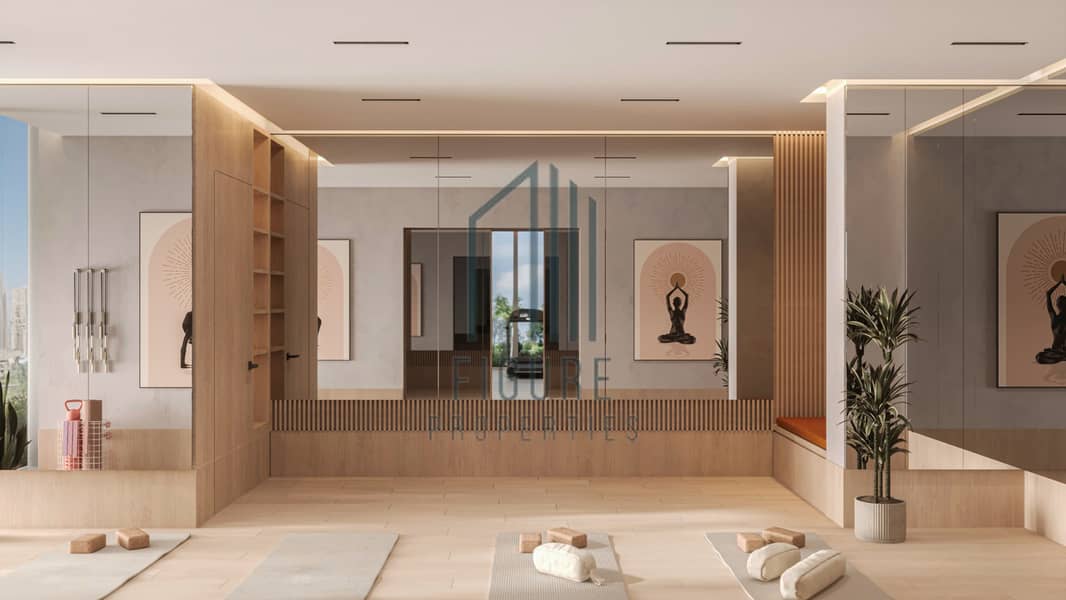 4 Beverly Grande brochure_30. jpg