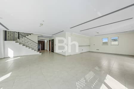 4 Bedroom Villa for Rent in Jumeirah Park, Dubai - Regional Large | 4 Bed Plus Study | Vastu