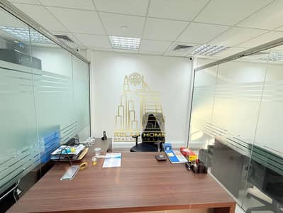 مکتب  للايجار في شارع الشيخ زايد، دبي - IMG-20250922-WA0074. jpg