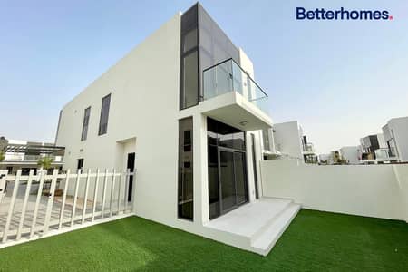 3 Bedroom Townhouse for Sale in DAMAC Hills 2 (Akoya by DAMAC), Dubai - Corner Unit | Close to Community Swimming Pool