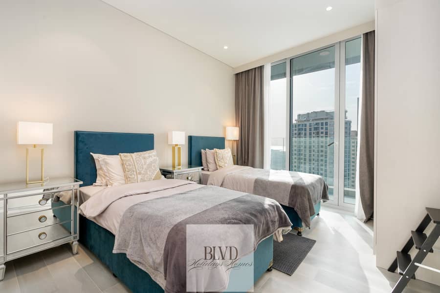 BLVD | Iconic Marina Views w/ Rooftop Pool & Sauna - Image 11