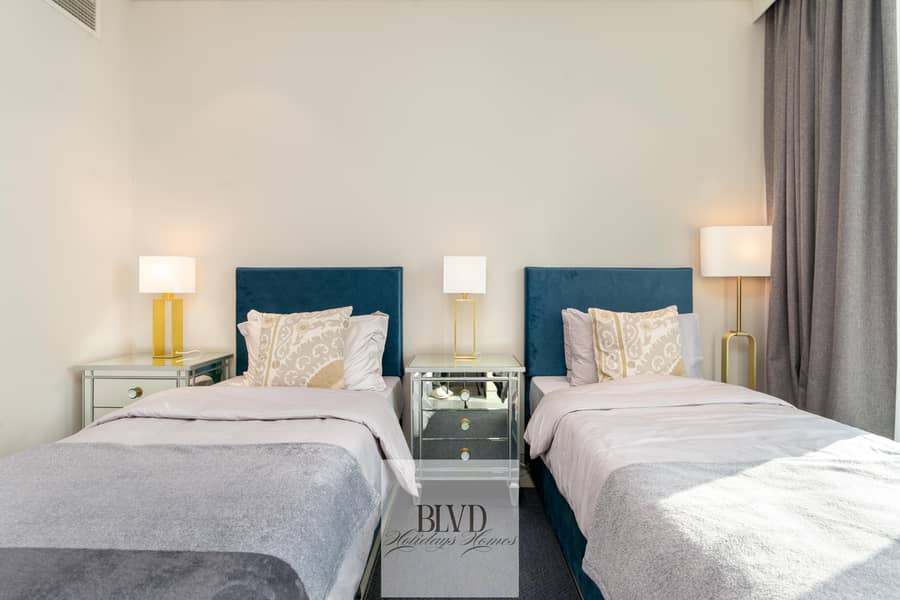 BLVD | Iconic Marina Views w/ Rooftop Pool & Sauna - Image 12