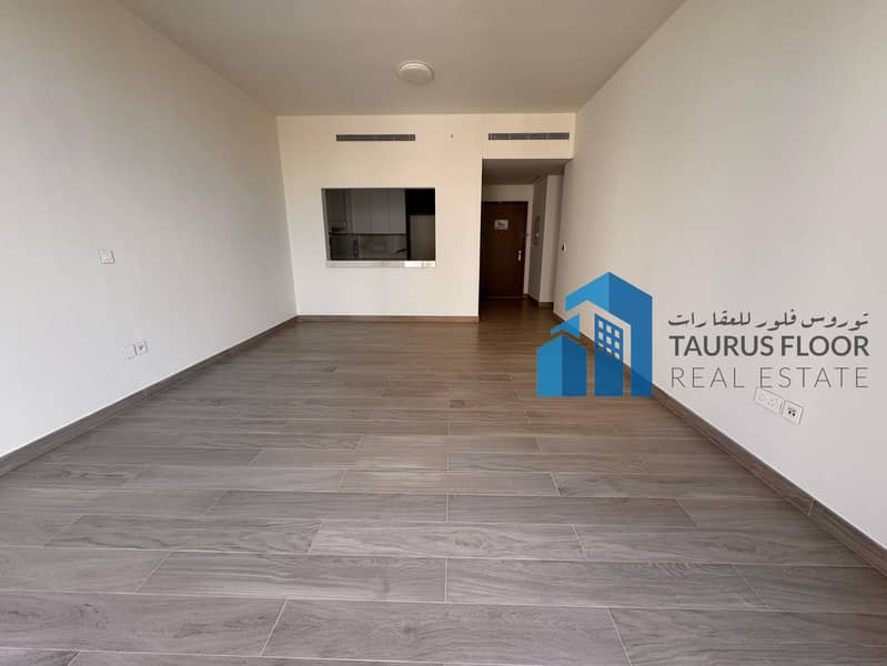 PET FRIENDLY LUXURIOUS 2BHK + MAID ROOM FAMILY APARTMENT WITH GYM POOL KIDS PLAY AREA AVAILABLE FOR RENT