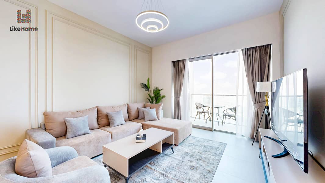 3 7-Downtown-Grande-Signature-6610-Living-Room (28). jpg