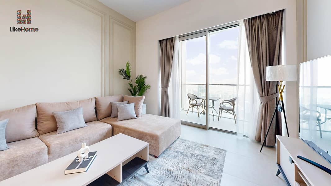 4 17-Downtown-Grande-Signature-6610-Living-Room (21). jpg