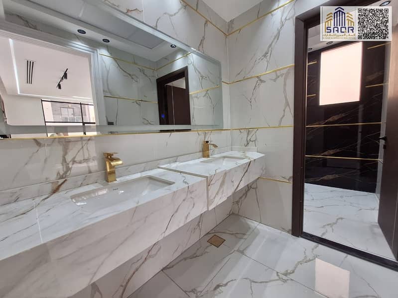 17 b03f868f-43a8-4bd3-b9a4-2caa24fec449. jpg