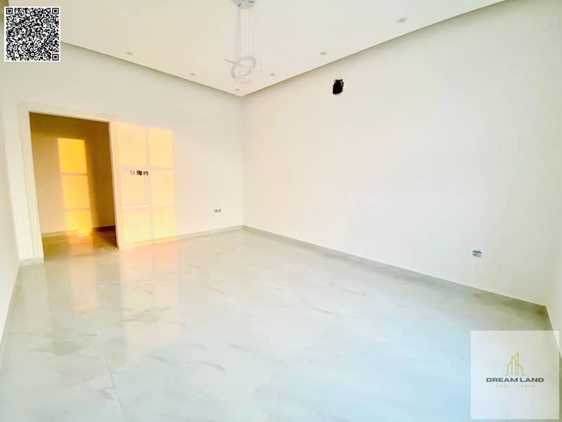 7 02aba961-db3d-4c4e-9e13-139fe057eee7. jpg