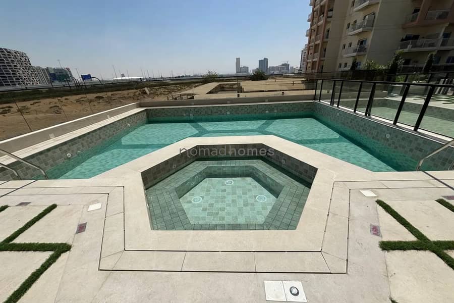 FULLY FURNISHED | BRAND NEW | DEAL | VACANT - Image 11