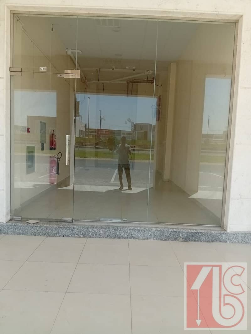 4 WhatsApp Image 2025-09-24 at 12.20. 17_60973379. jpg