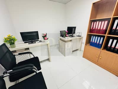 مکتب  للايجار في ديرة، دبي - 3f12aa38-e195-4963-82be-e3733168ee83. jpg