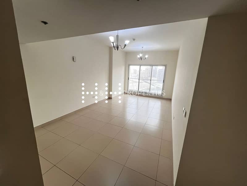 Spacious 1-Bedroom Apartment | Stadium Point