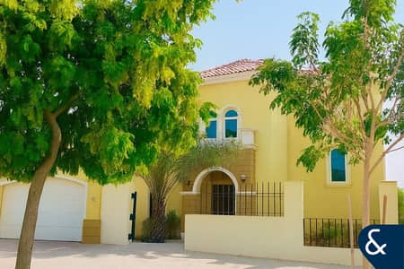 3 Bedroom Villa for Rent in Jumeirah Park, Dubai - October | Corner unit | Single row