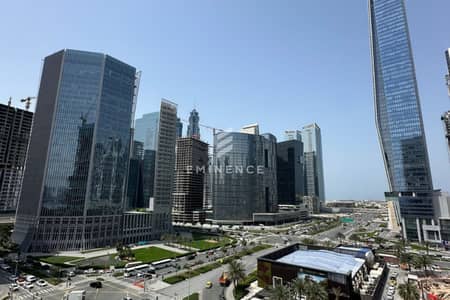 1 Bedroom Apartment for Rent in Business Bay, Dubai - Amazing Skyline View | Elegant | Huge Balcony